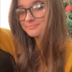 Meet your Posher, Ashlynn